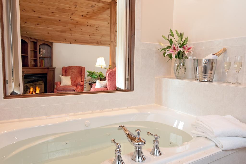 Stonecroft Country Inn Ledyard Center Pokój zdjęcie